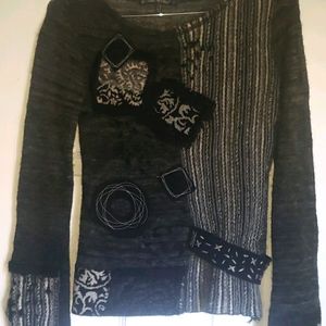 Rare vtg embroidered mohair top